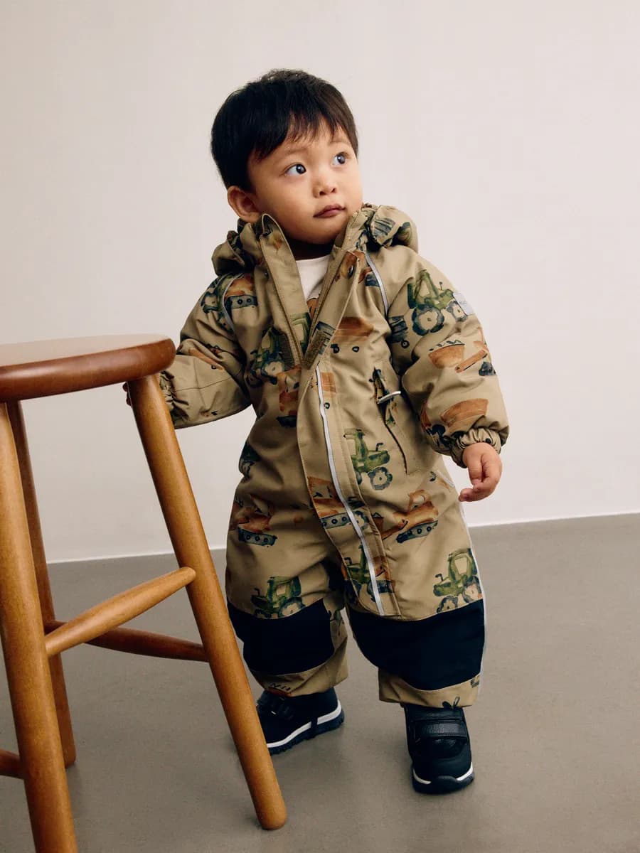 Демисезонный комбинезон с капюшоном из мембраны seladrytex