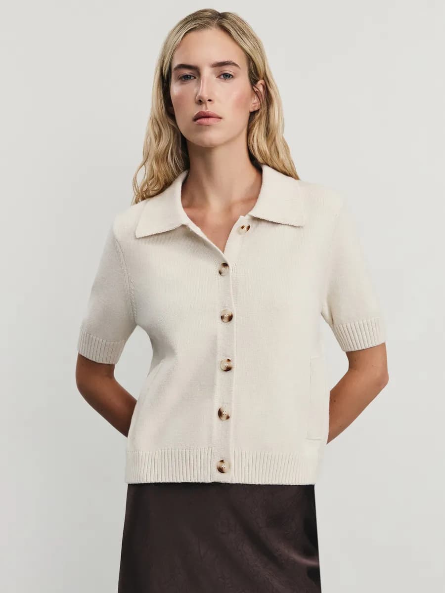 Кардиган вязаный на пуговицах с коротким рукавом