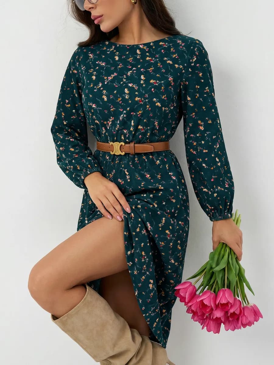 Платье вельветовое весеннее