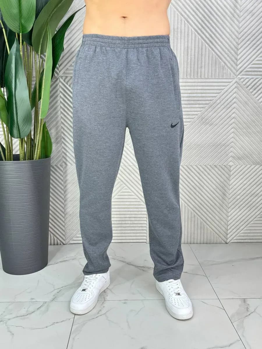 Спортивные штаны прямые