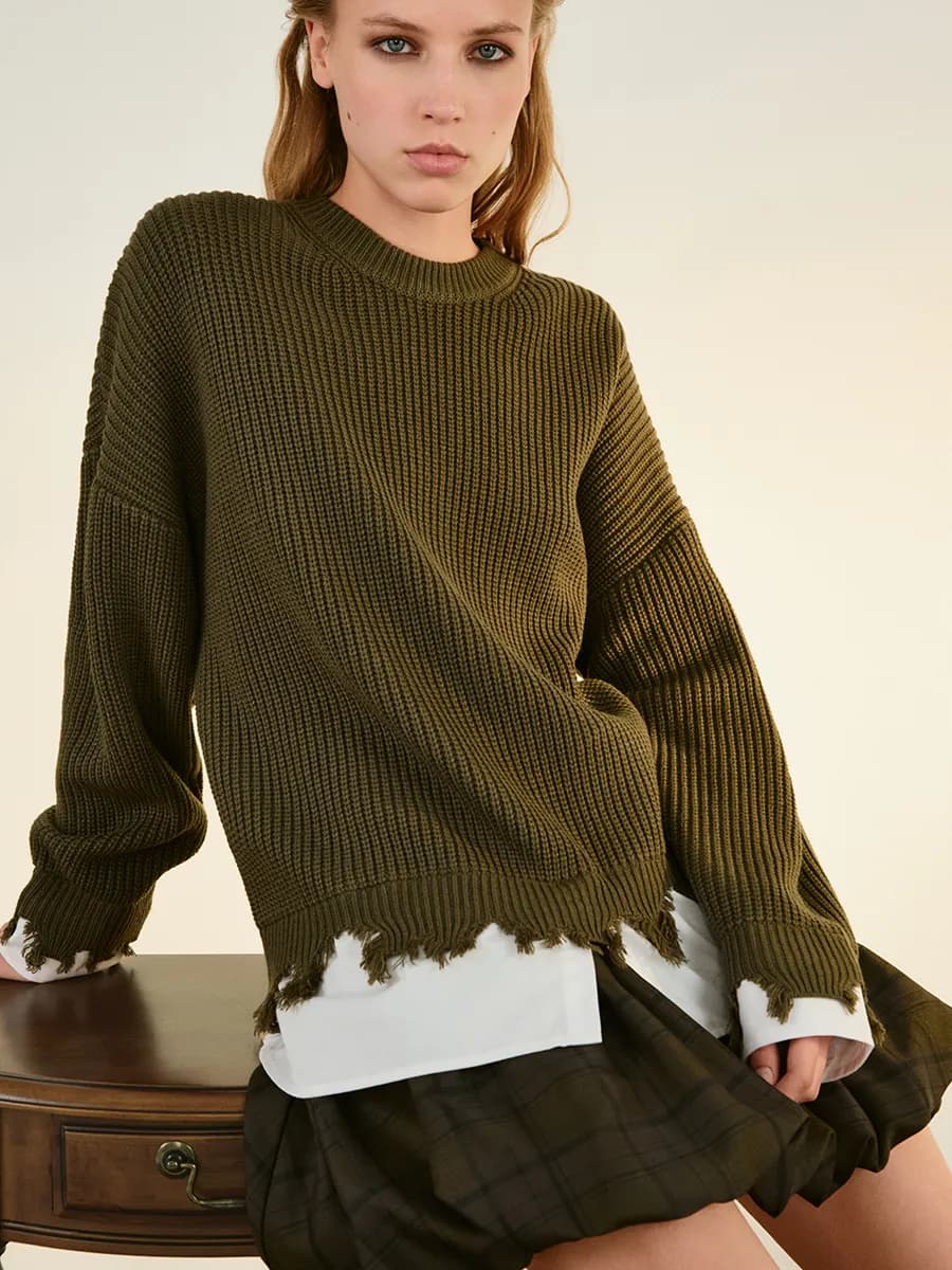 Джемпер рваный с имитацией рубашки