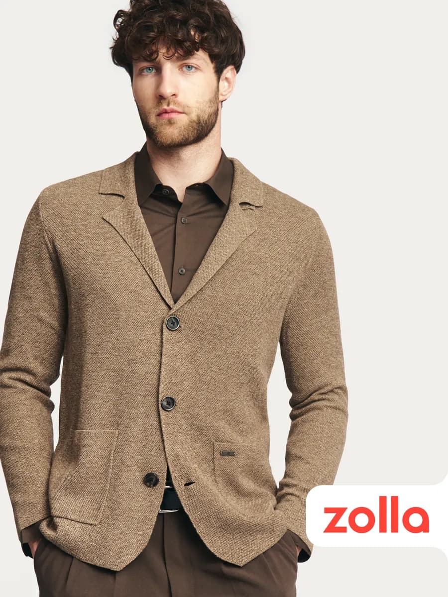 Мужской вязаный кардиган на пуговицах - фото 1