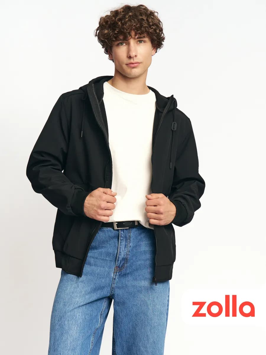 Мужская куртка-ветровка с капюшоном