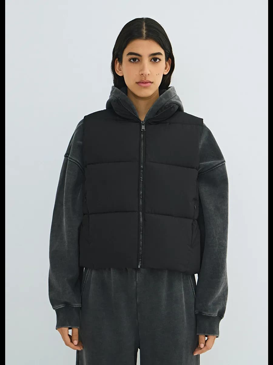 Утепленный трикотажный жилет