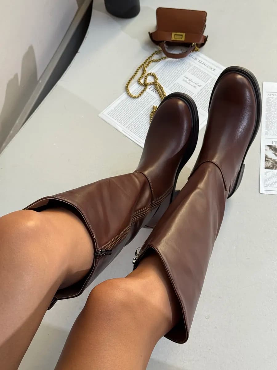 Сапоги женские демисезонные кожаные на осень