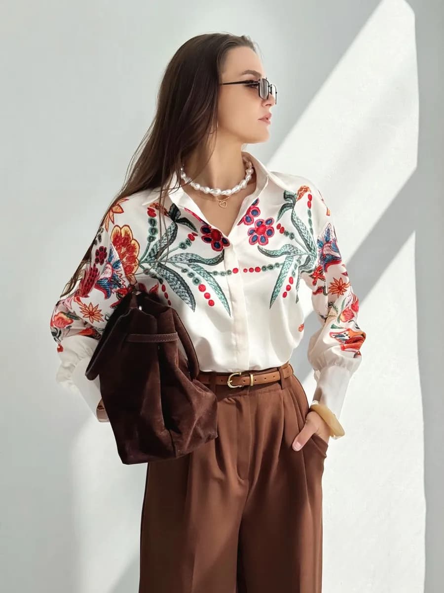 Нарядная блузка с длинным рукавом офисная