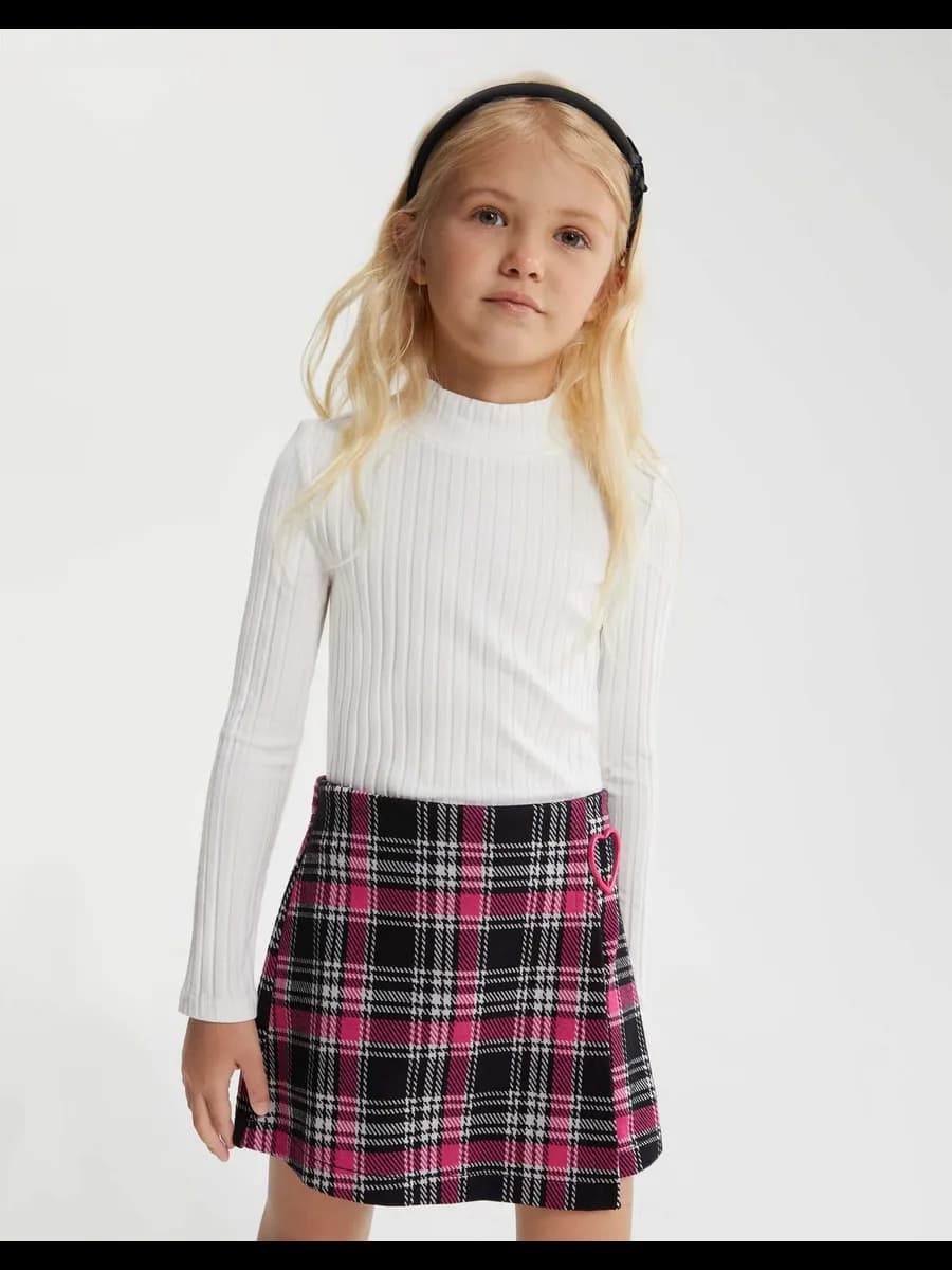 Чёрная юбка-шорты в клетку