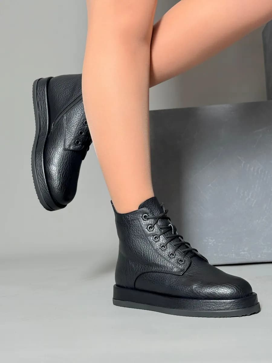 Ботинки на сплошной подошве зимние - фото 1