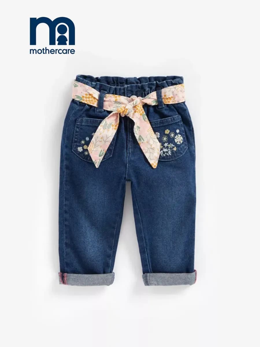 Джинсы детские на резинке прямые с вышивкой с подворотами