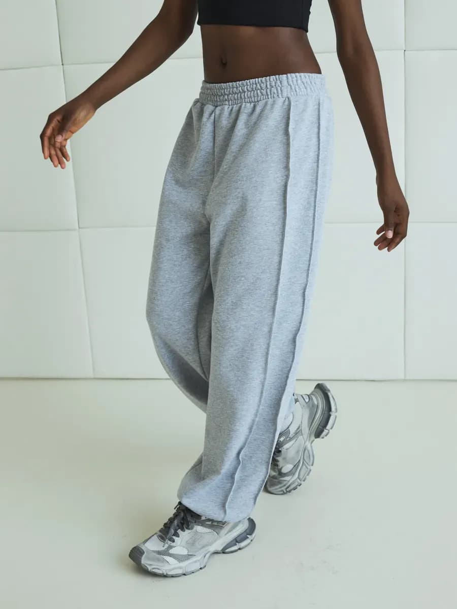 Широкие спортивные штаны для танцев