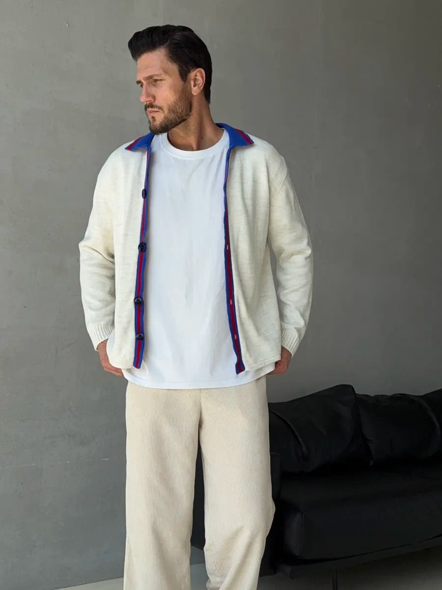 Кардиган кофта на пуговицах шерстяная вязаная теплая