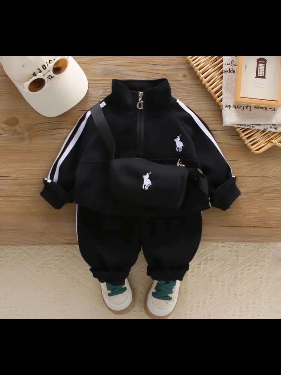 Спортивный костюм для мальчика