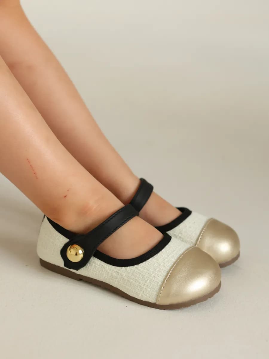 Туфли на липучке для девочки