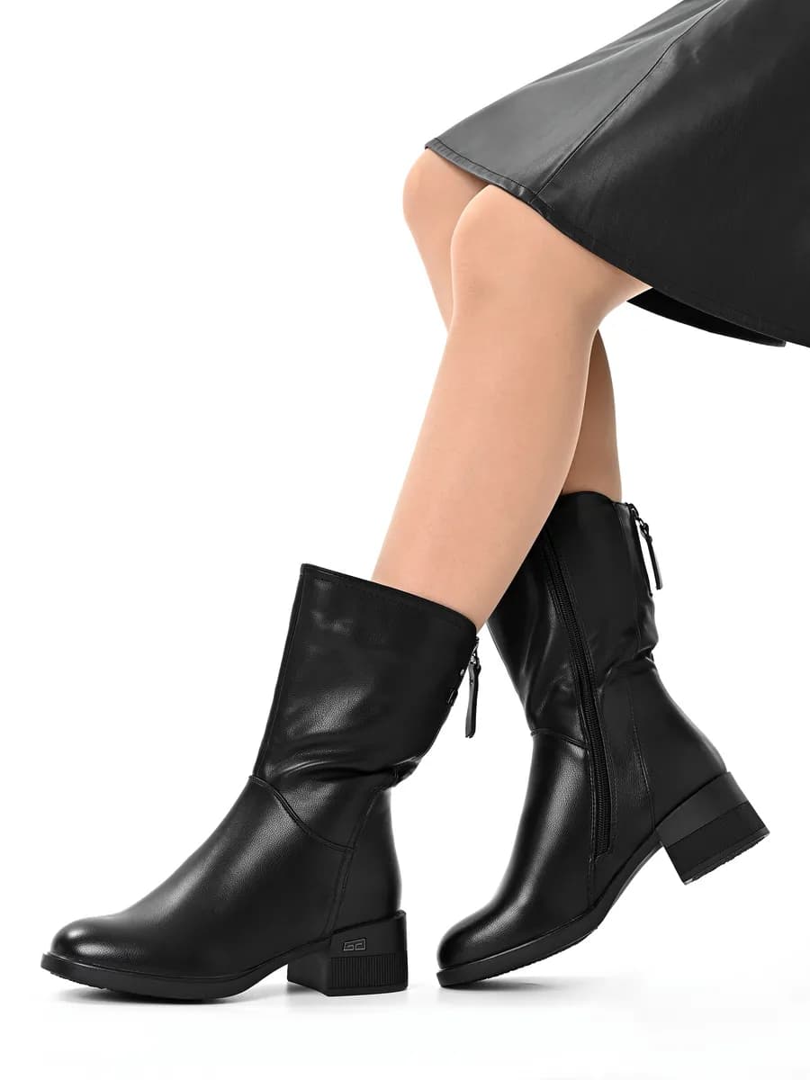 Сапоги женские кожаные демисезонные на небольшом каблуке