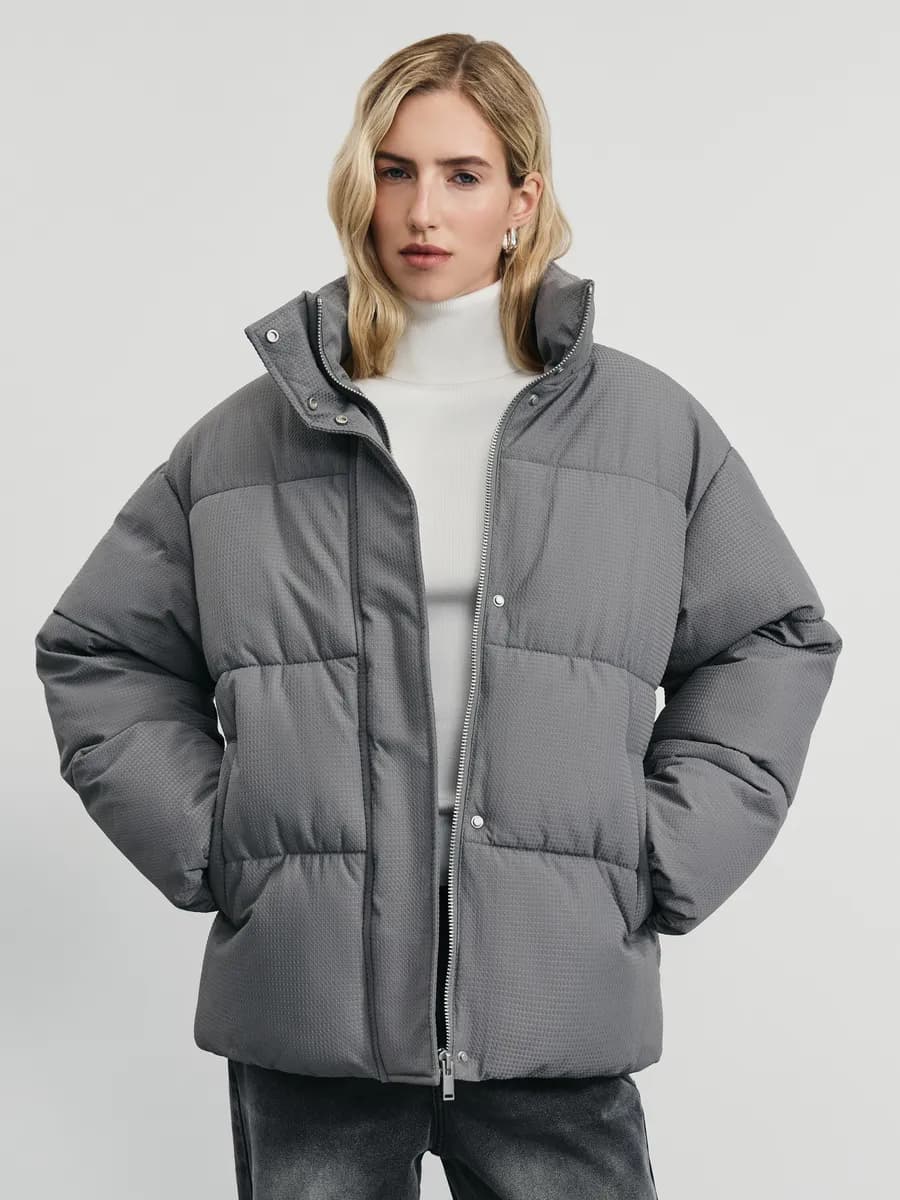 Куртка стеганая с капюшоном пуховик зимний на молнии