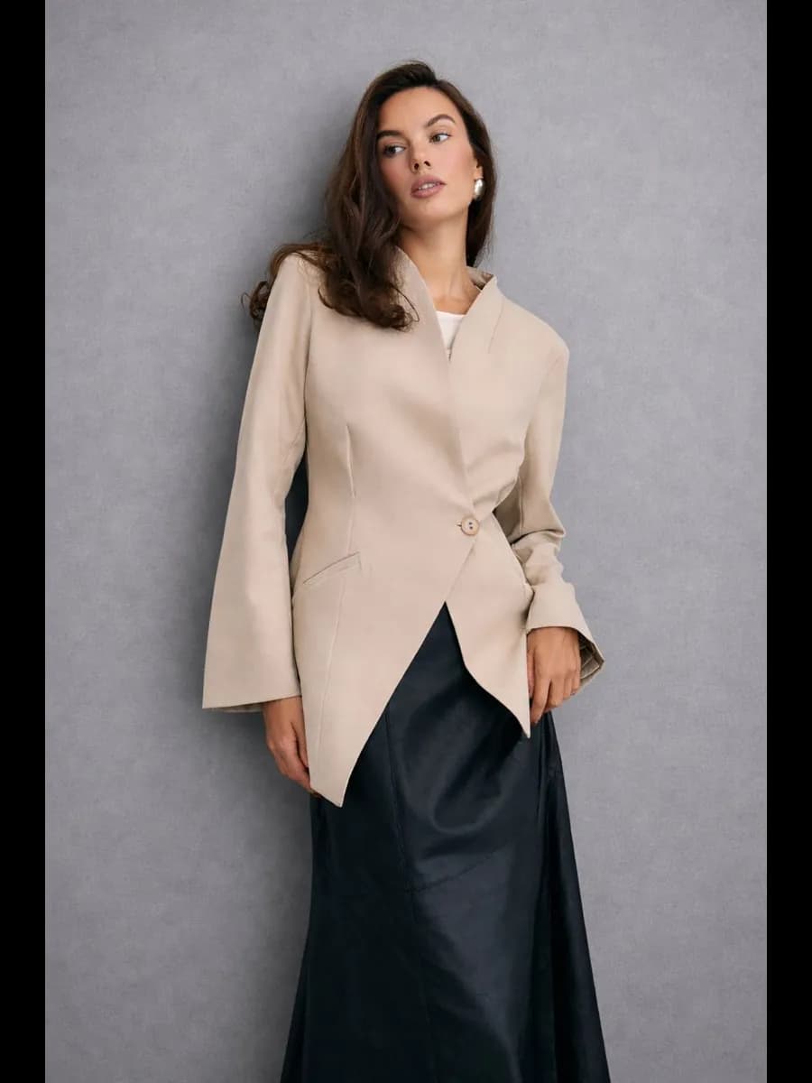 Приталенный пиджак