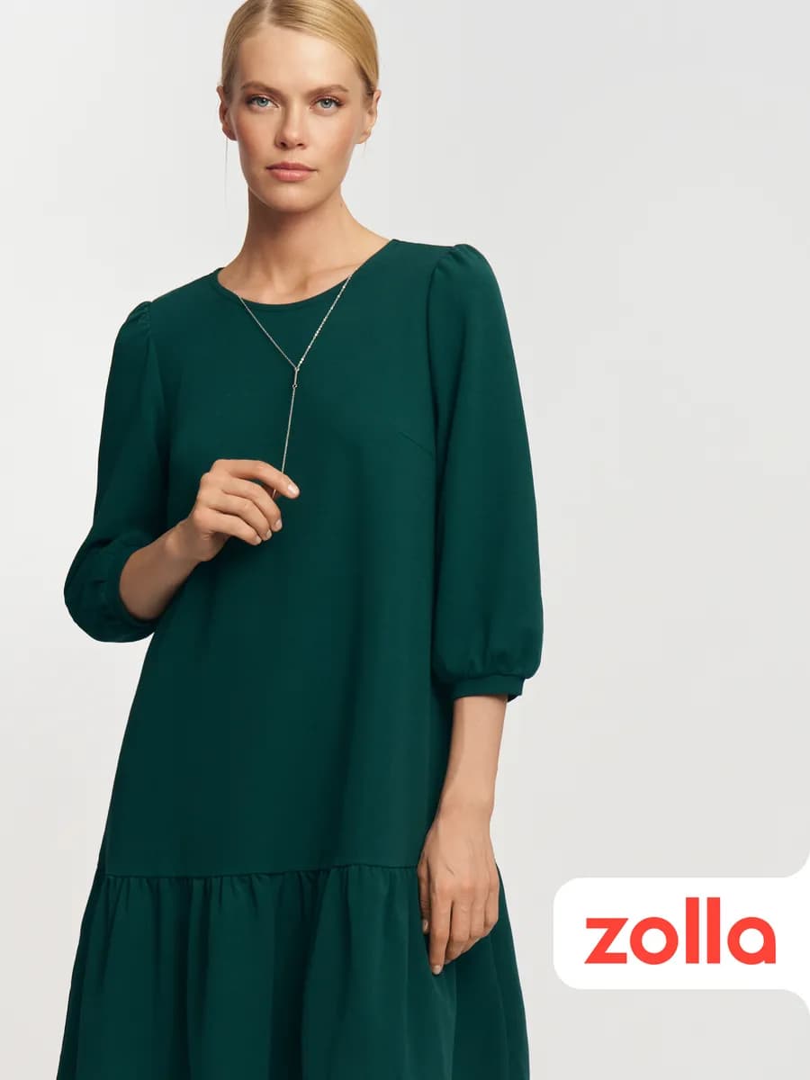 Женское платье А-силуэта с цепочкой