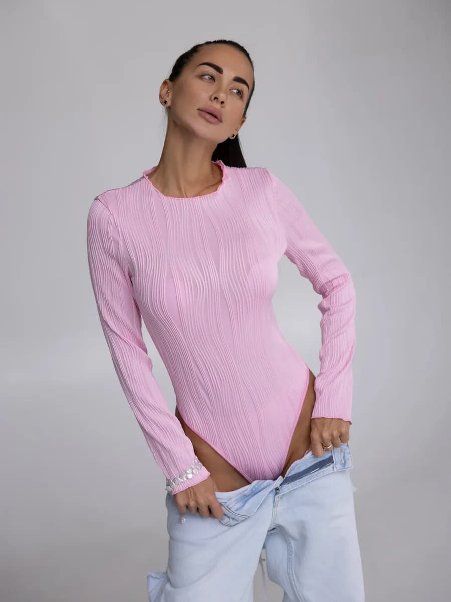 Вечернее боди с длинным рукавом розовое