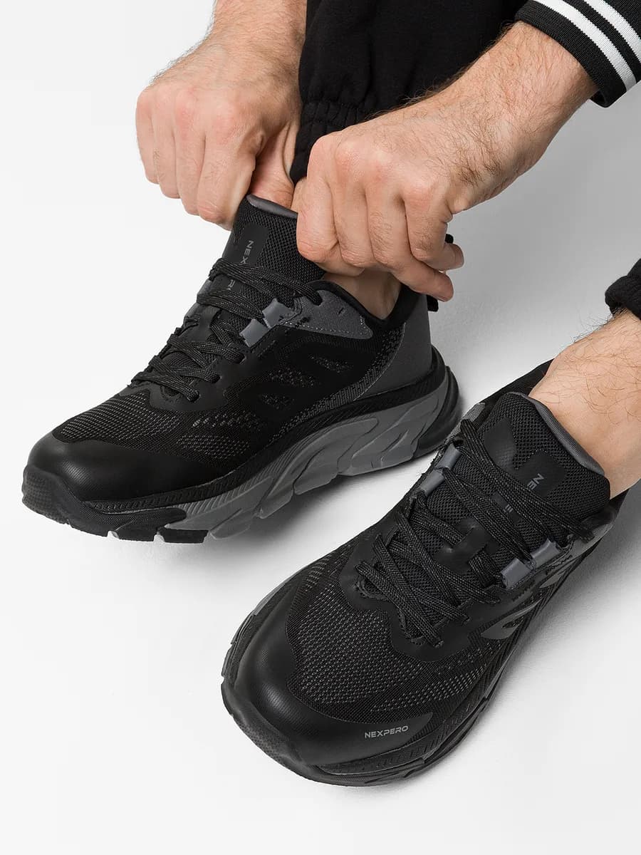 Кроссовки спортивные текстильные