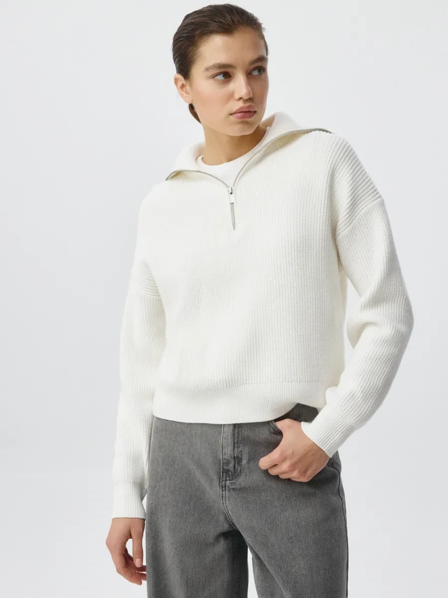 Вязаный джемпер с воротником-стойкой на молнии