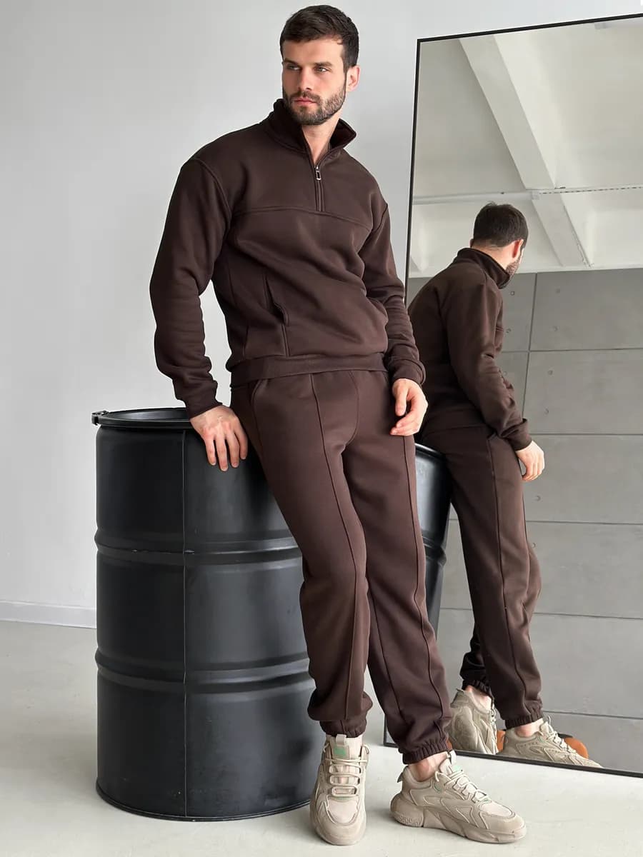 Спортивный костюм утеплённый