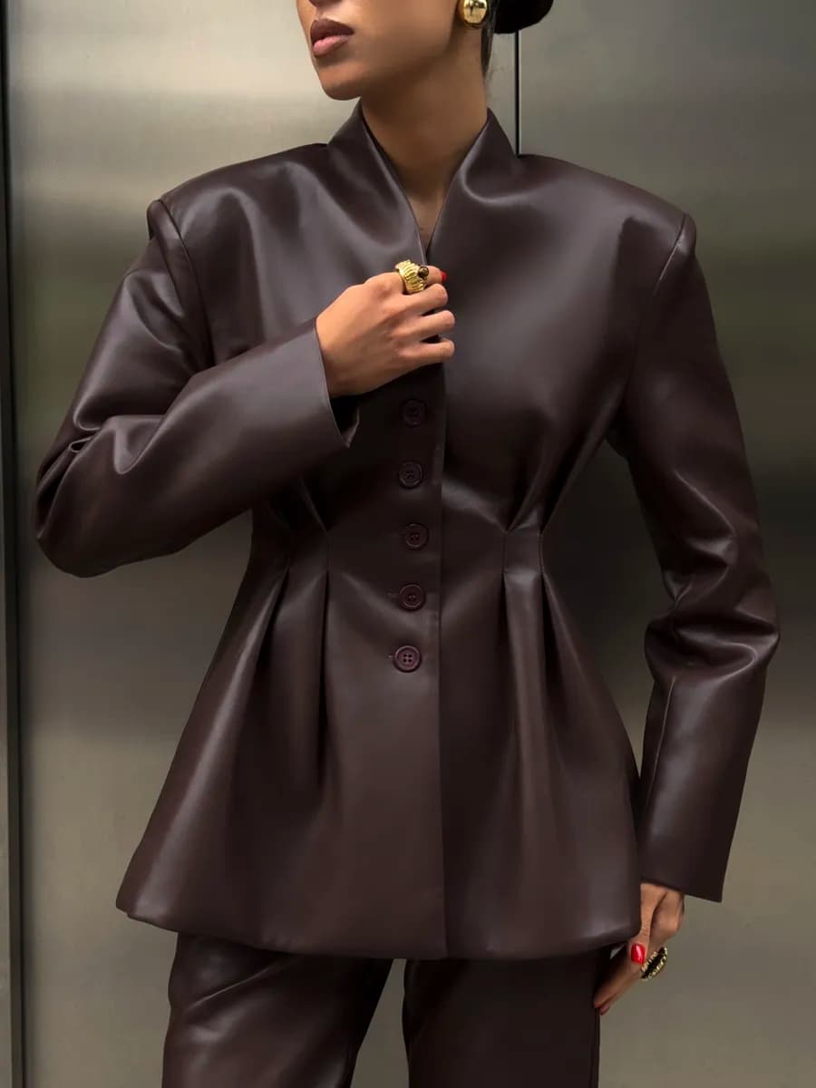 Пиджак кожаный приталенный жакет