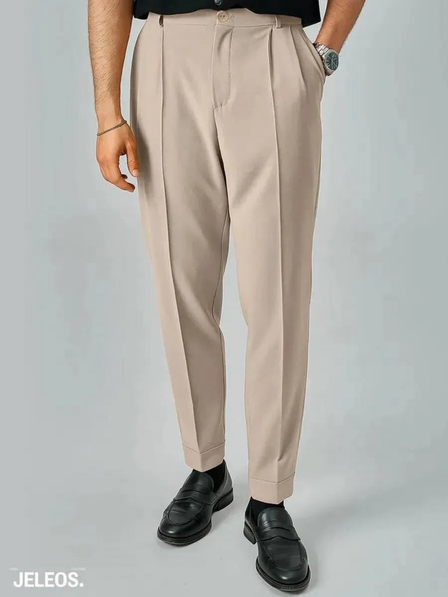 Брюки классические зауженные со стрелками и пуговицей