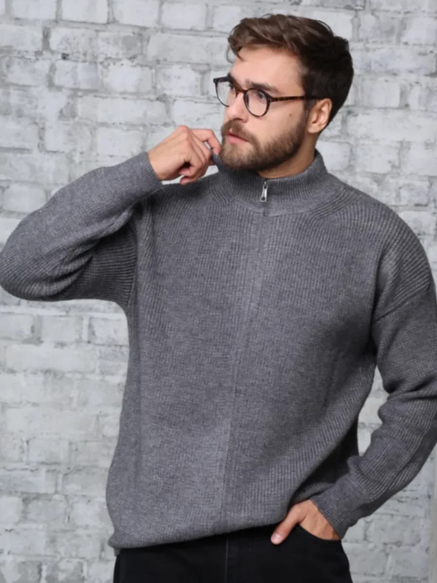 Кардиган серого цвета на молнии вязаный шерстяной