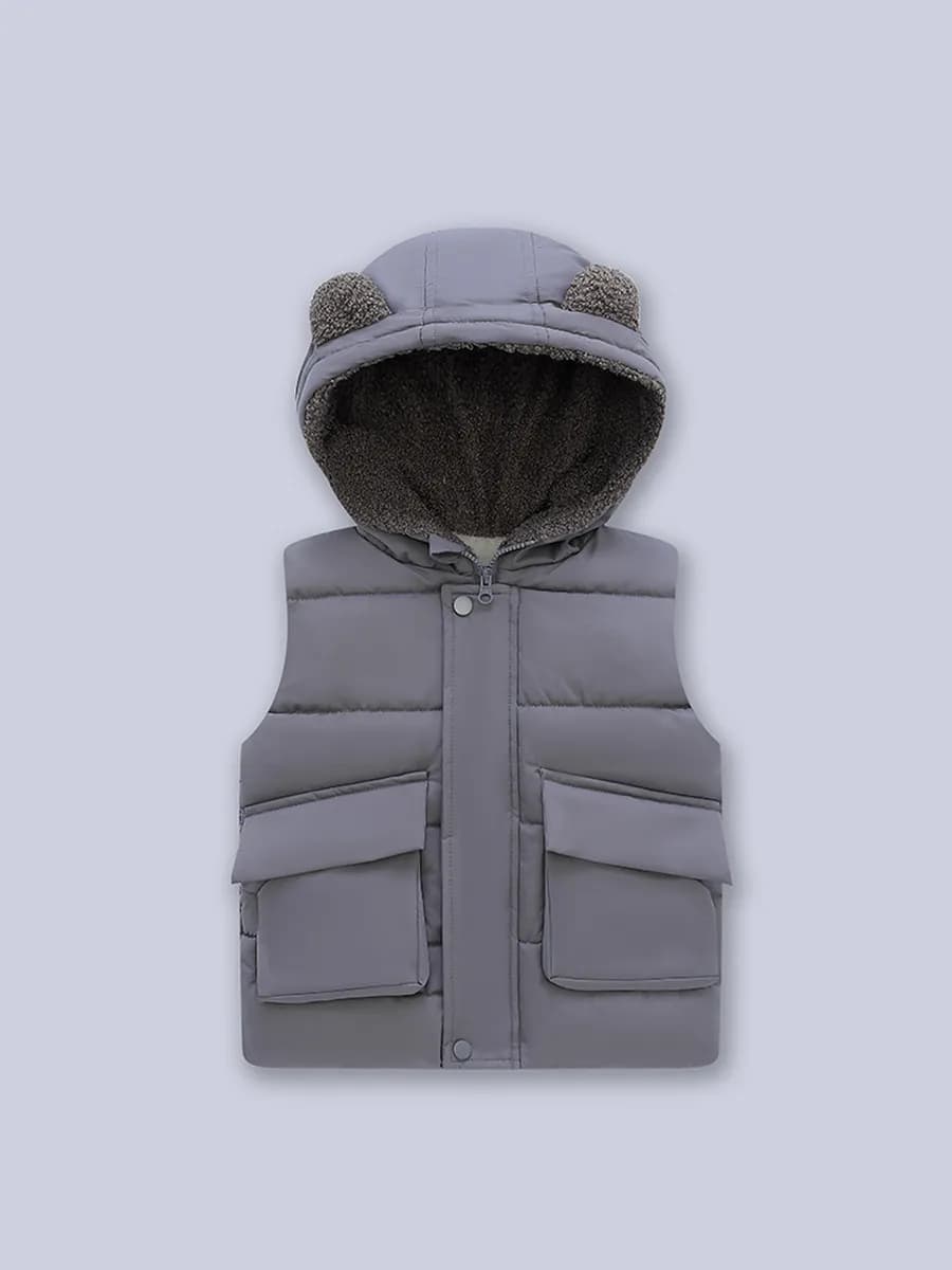 Жилетка детская утепленная весенняя