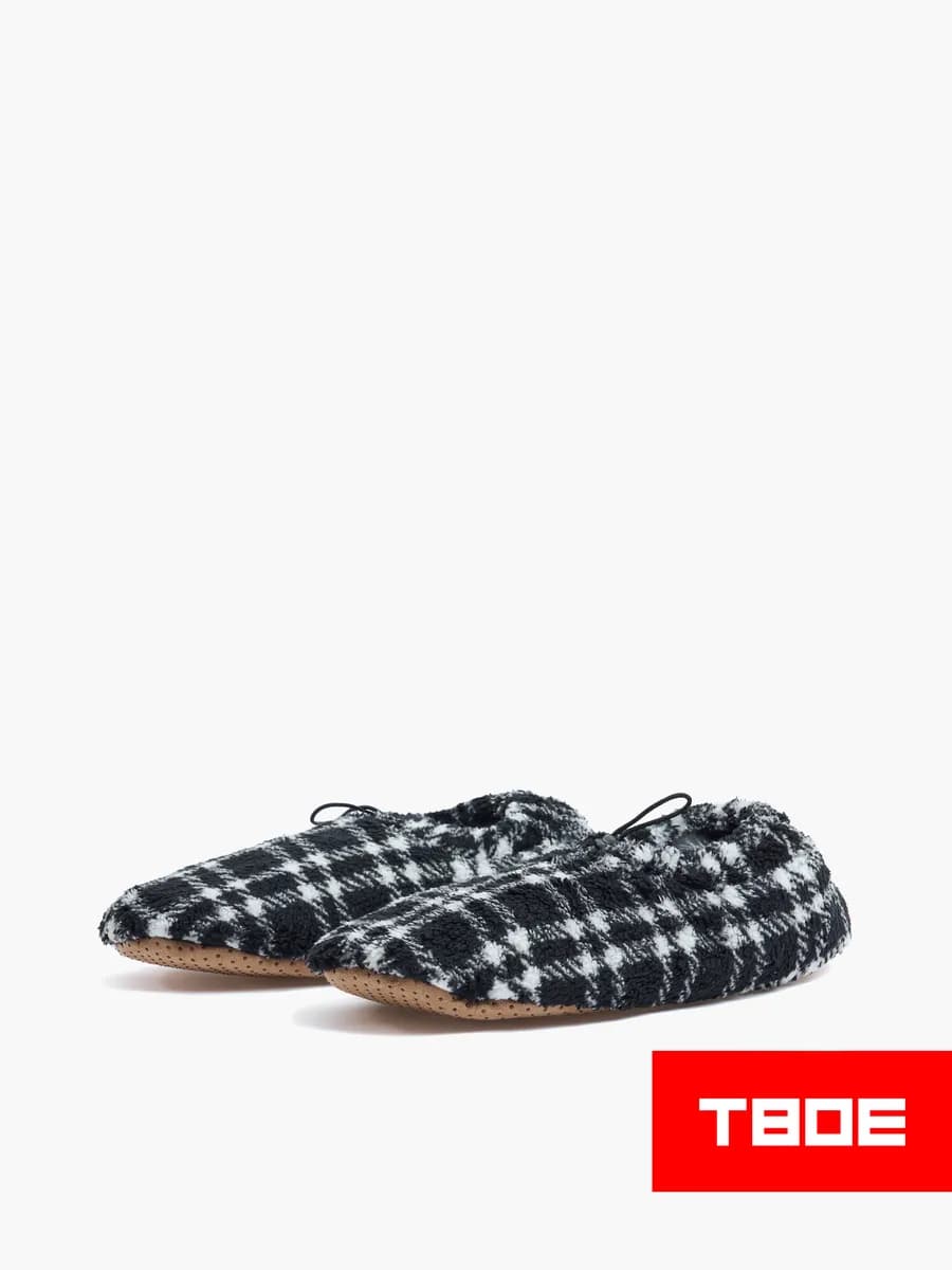 Закрытые тапочки для дома - фото 1