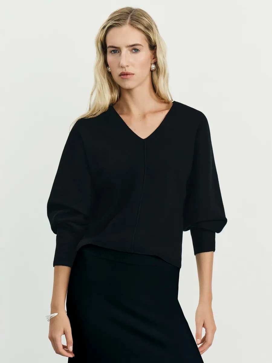 Джемпер вязаный базовый приталенный с объёмными рукавами - фото 1