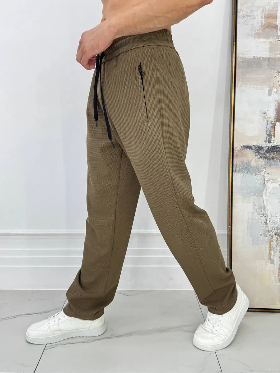 Спортивные штаны прямые