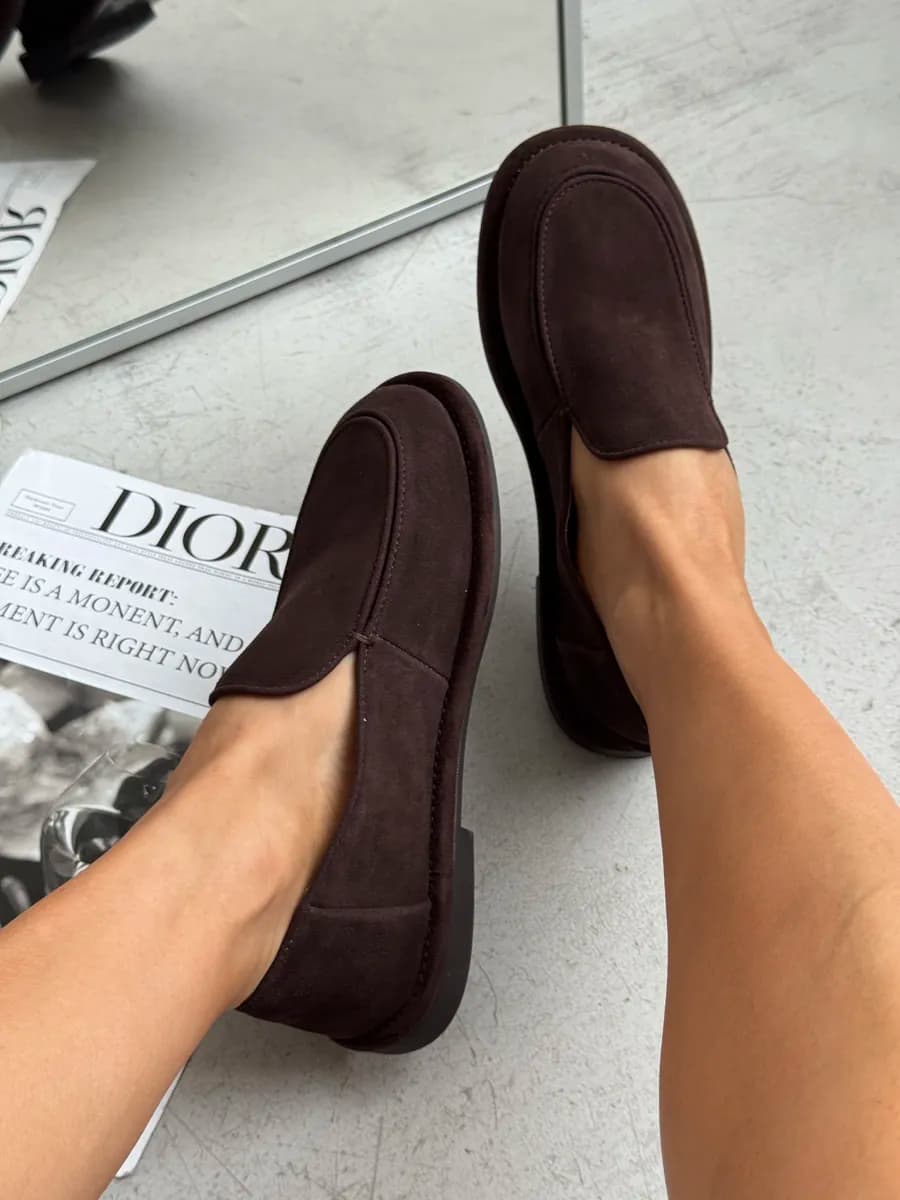 Лоферы туфли замшевые коричневые балетки