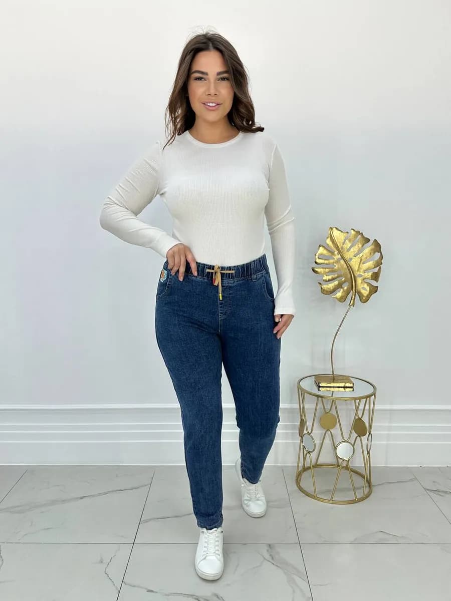 Джинсы на резинка женская