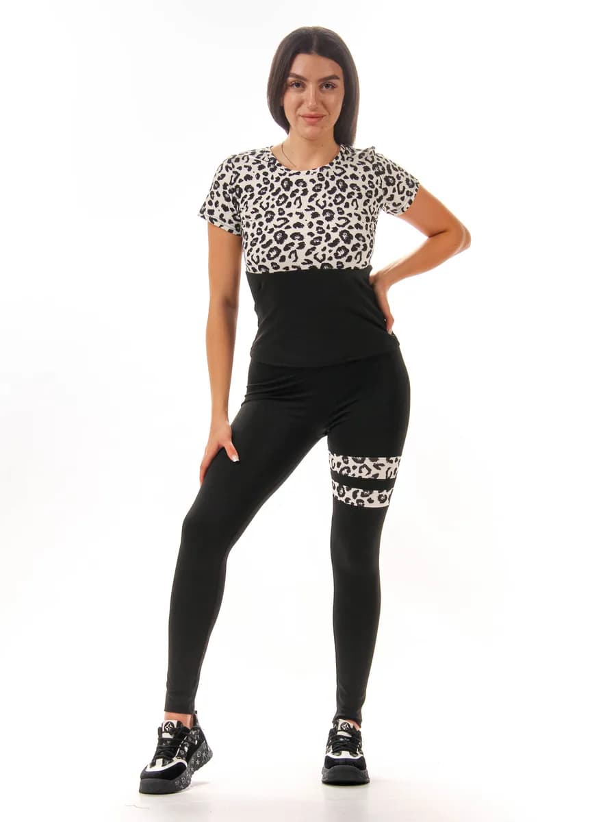 Костюм спортивный