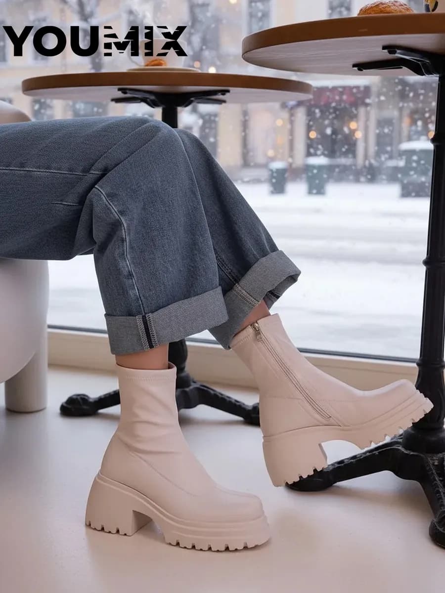 Ботинки зимние на платформе и каблуке