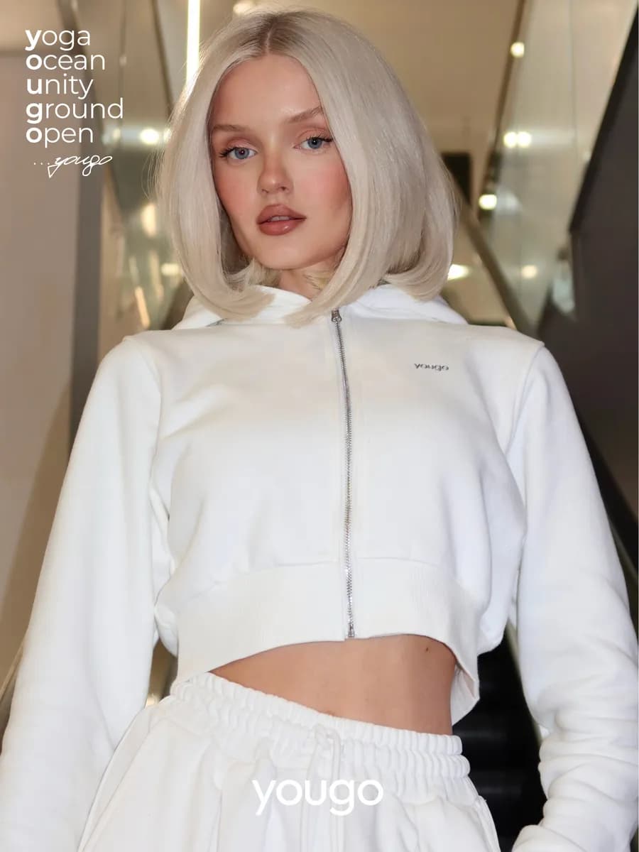 Зип Худи короткая на молнии с капюшоном толстовка без начеса