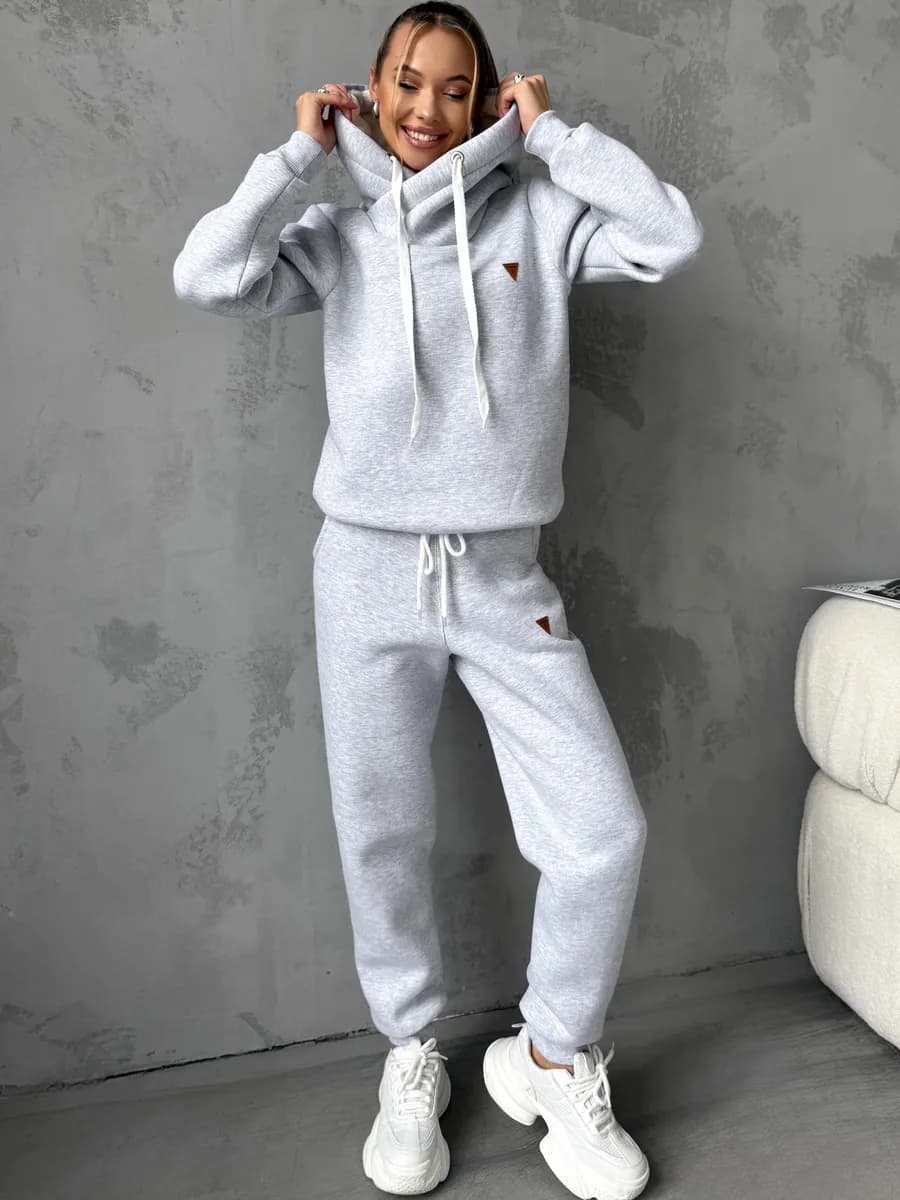 Костюм спортивный теплый с начесом