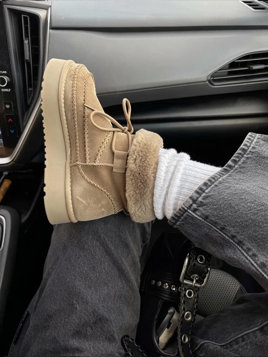 Угги ботинки с натуральным мехом и замшей