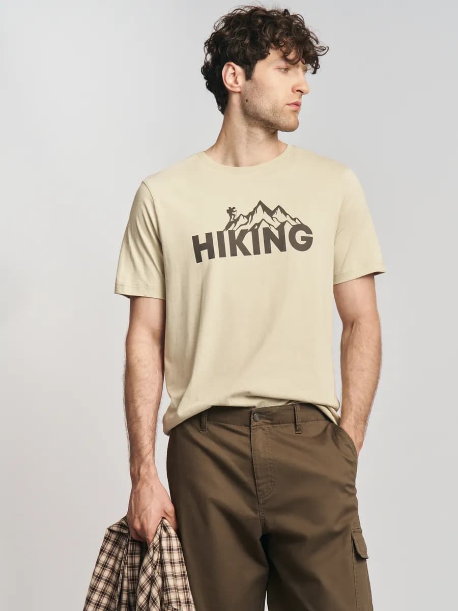 Мужская футболка из хлопка с надписью