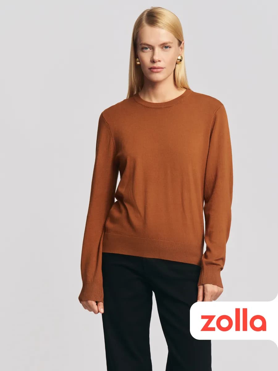 Трикотажный женский джемпер однотонный