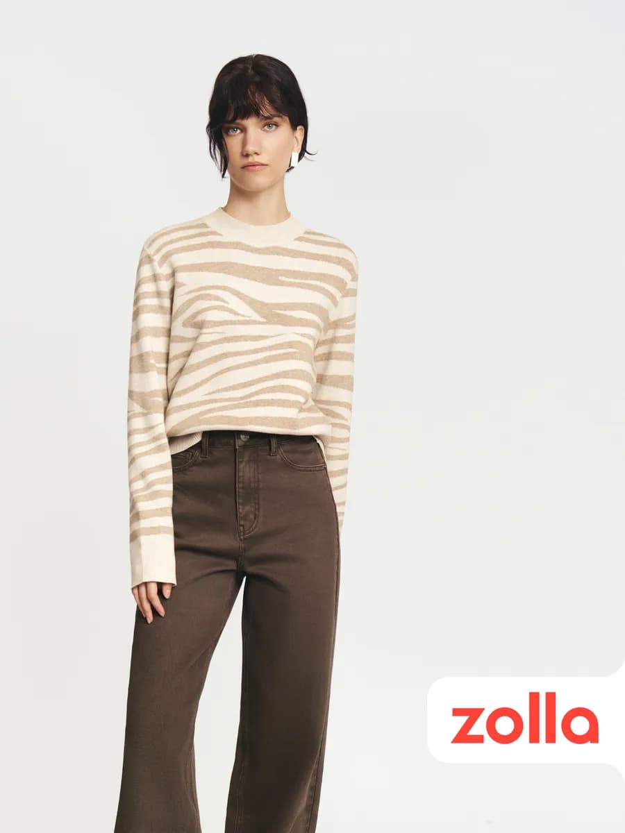 Трикотажный женский джемпер в полоску