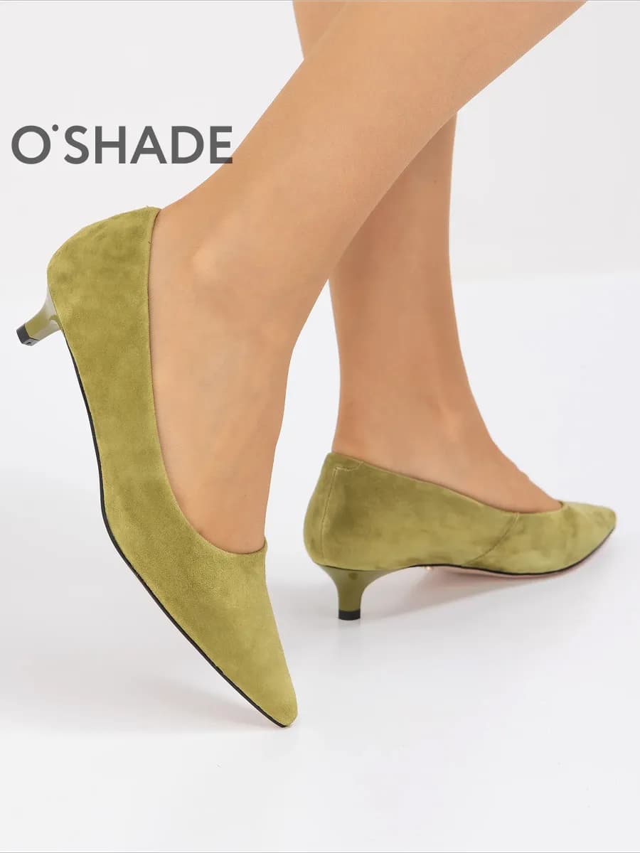 Туфли женские на низком каблуке