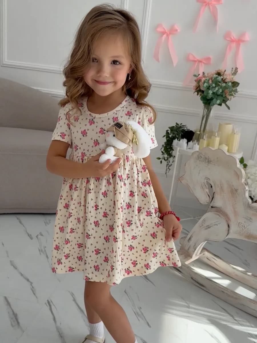 Платье трикотажное в садик