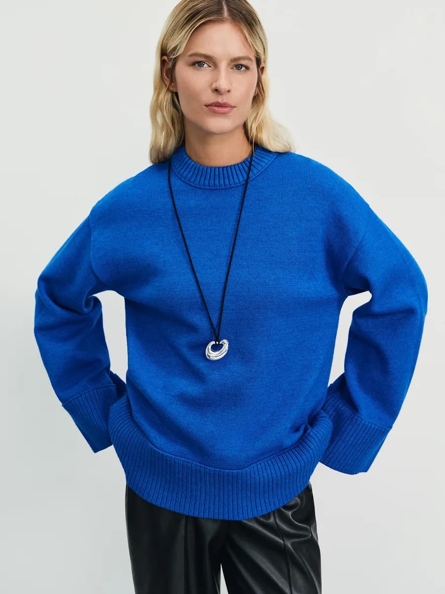 Джемпер оверсайз вязаный удлиненный в офис