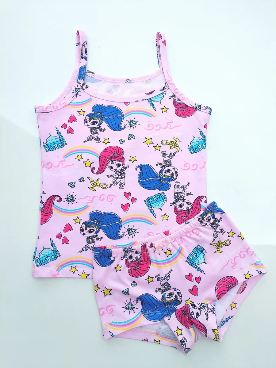 Нежнейшее нижнее белье для девочек