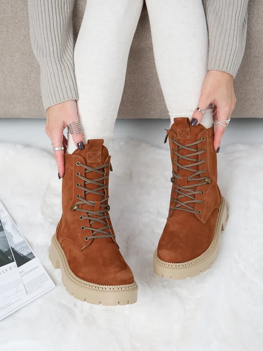 Ботинки женские рыжие зимние натуральные со шнуровкой