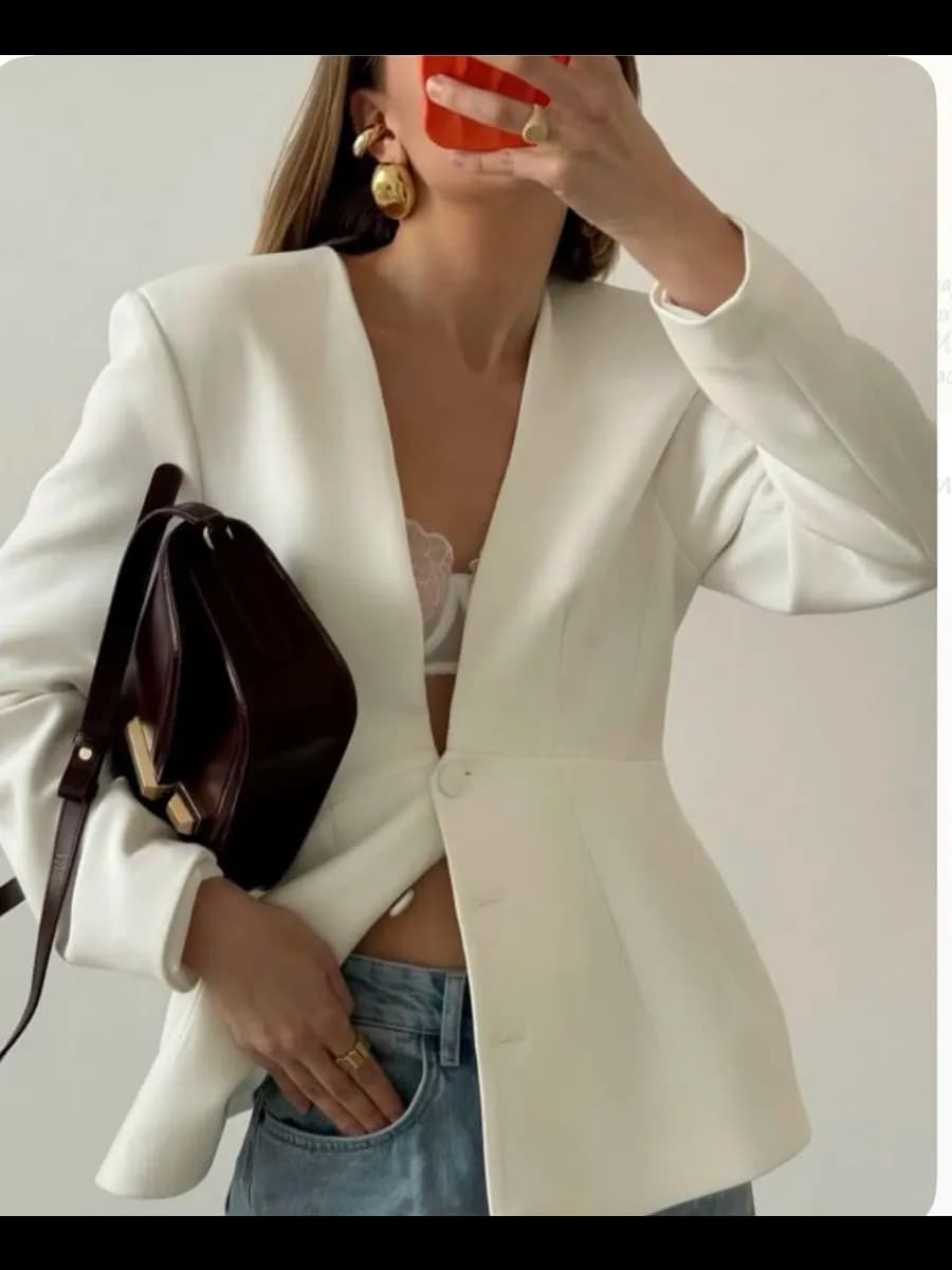 Пиджак приталенный укороченный с шарфом