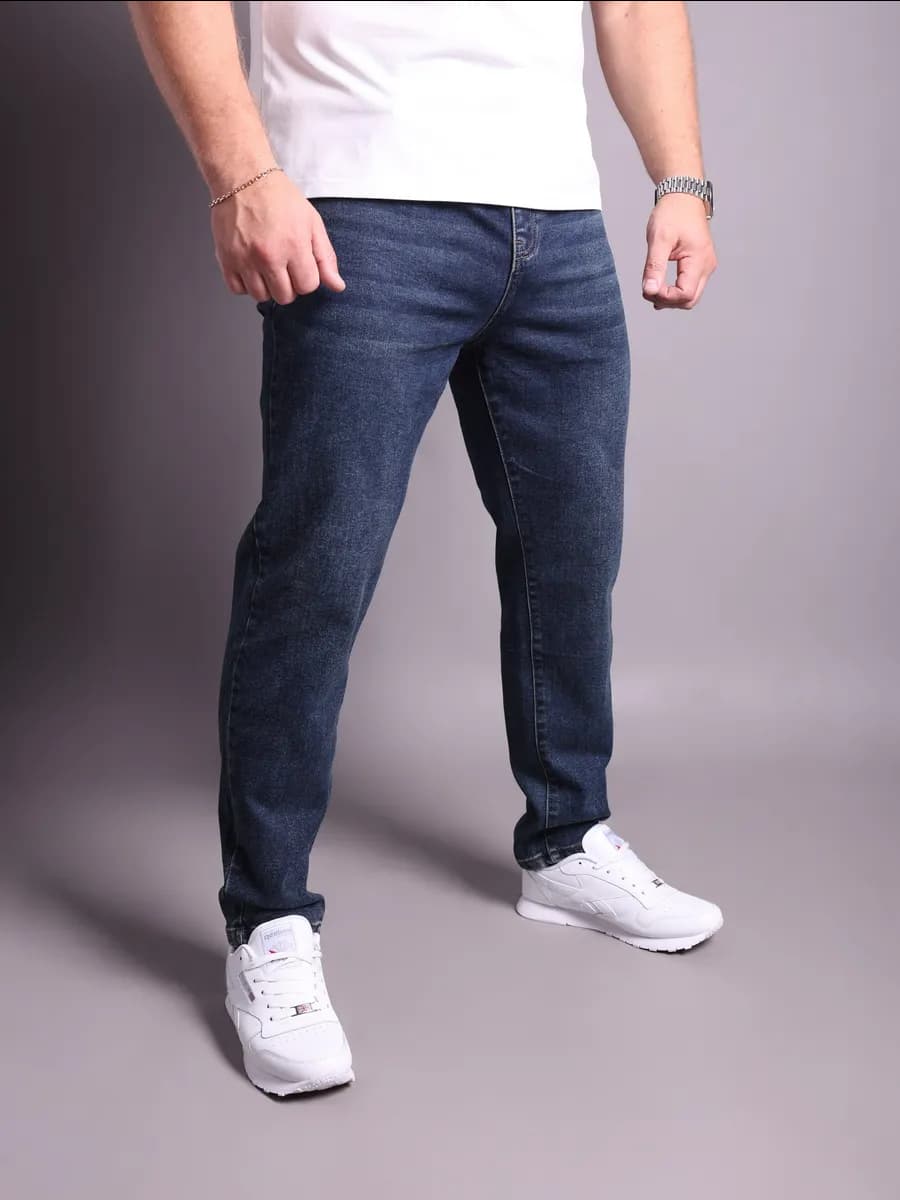 Джинсы зауженные на резинке со шнурком