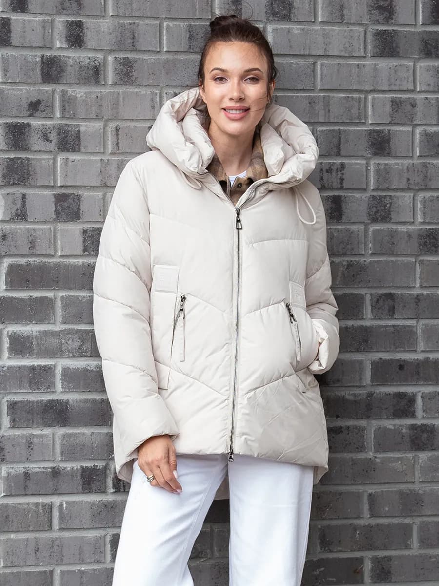 Куртка зимняя с капюшоном - фото 1